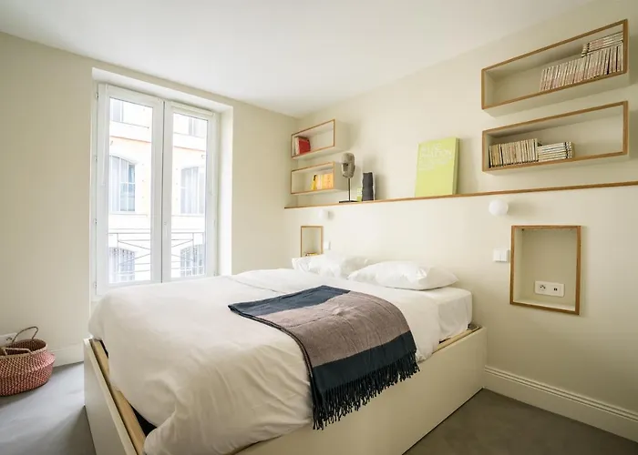 Elegant And Modern Parisian Charm * Parigi